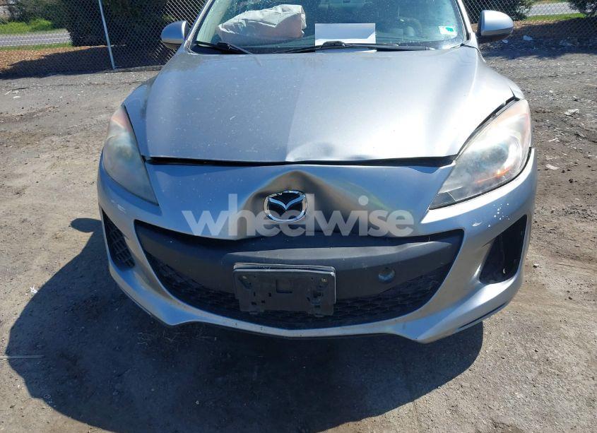 Photo 6 of 2013 Mazda Mazda3 I SPORT (VIN JM1BL1U73D1814690)