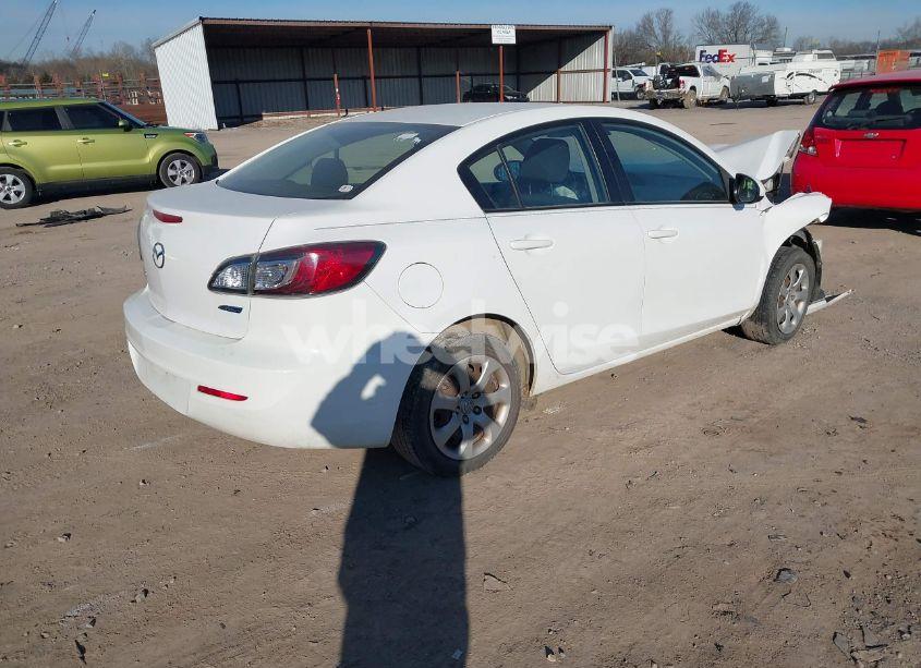 Photo 4 of 2013 Mazda Mazda3 I SPORT (VIN JM1BL1U74D1788780)