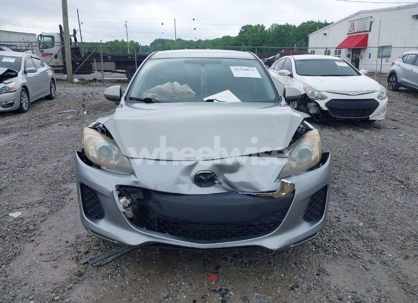 Photo 12 of 2013 Mazda Mazda3 I SPORT (VIN JM1BL1U75D1743637)