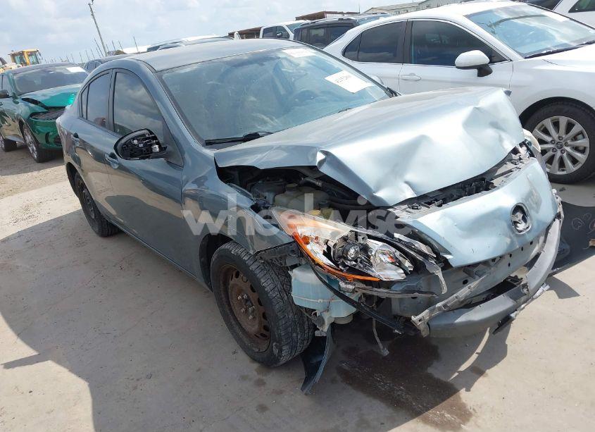 Photo 13 of 2013 Mazda Mazda3 I SPORT (VIN JM1BL1U76D1702885)