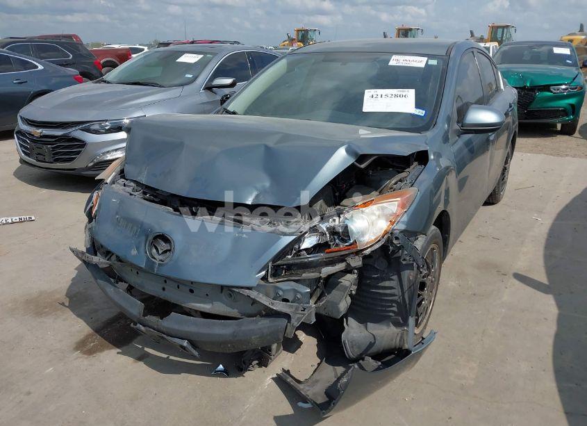 Photo 6 of 2013 Mazda Mazda3 I SPORT (VIN JM1BL1U76D1702885)