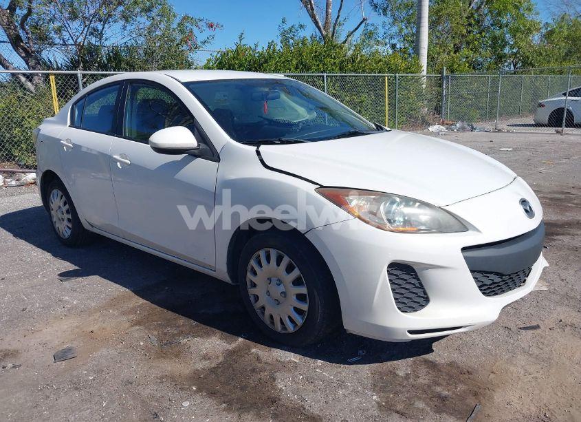 2013 Mazda Mazda3 I SPORT (VIN JM1BL1U77D1833078) main photo
