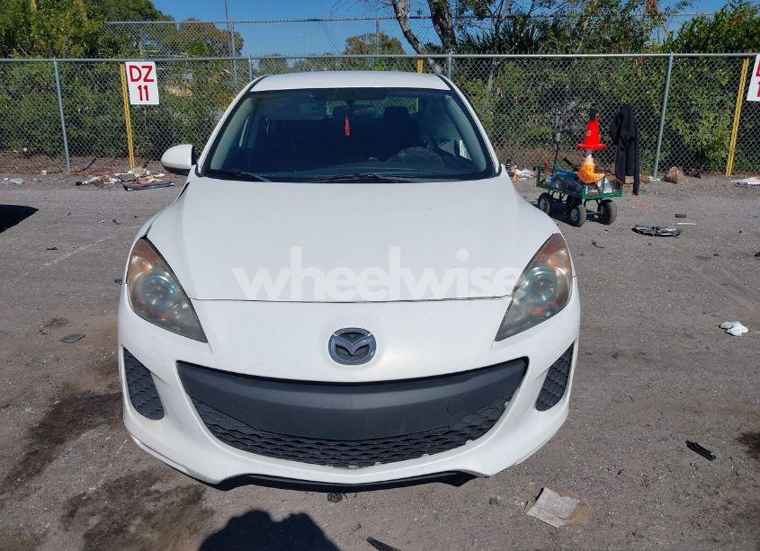 Photo 12 of 2013 Mazda Mazda3 I SPORT (VIN JM1BL1U77D1833078)