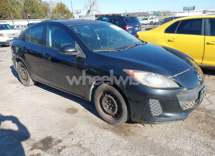 2013 Mazda Mazda3 I SPORT (VIN JM1BL1U78D1717355) main photo