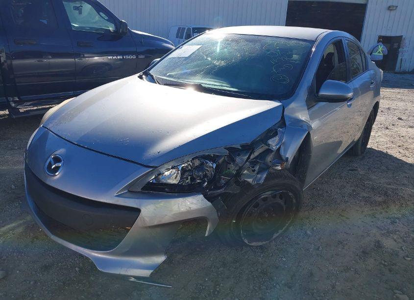Photo 6 of 2013 Mazda Mazda3 I SPORT (VIN JM1BL1U79D1798690)