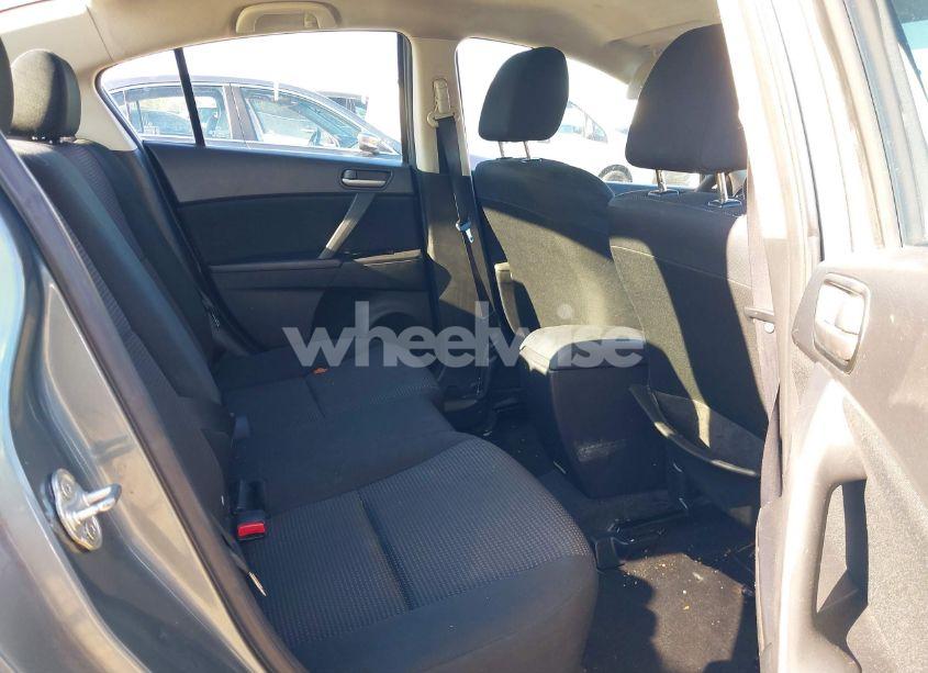 Photo 8 of 2013 Mazda Mazda3 I SPORT (VIN JM1BL1U7XD1814363)