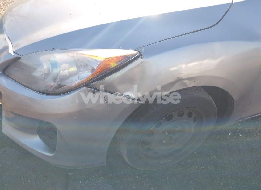 Photo 6 of 2013 Mazda Mazda3 I SPORT (VIN JM1BL1U87D1703441)