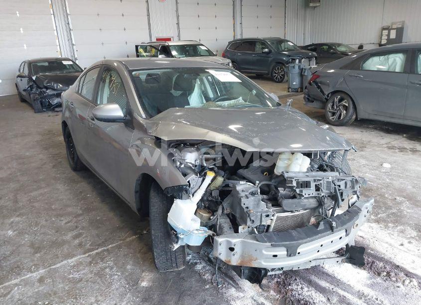 Photo 6 of 2012 Mazda Mazda3 I SPORT (VIN JM1BL1UF0C1525854)