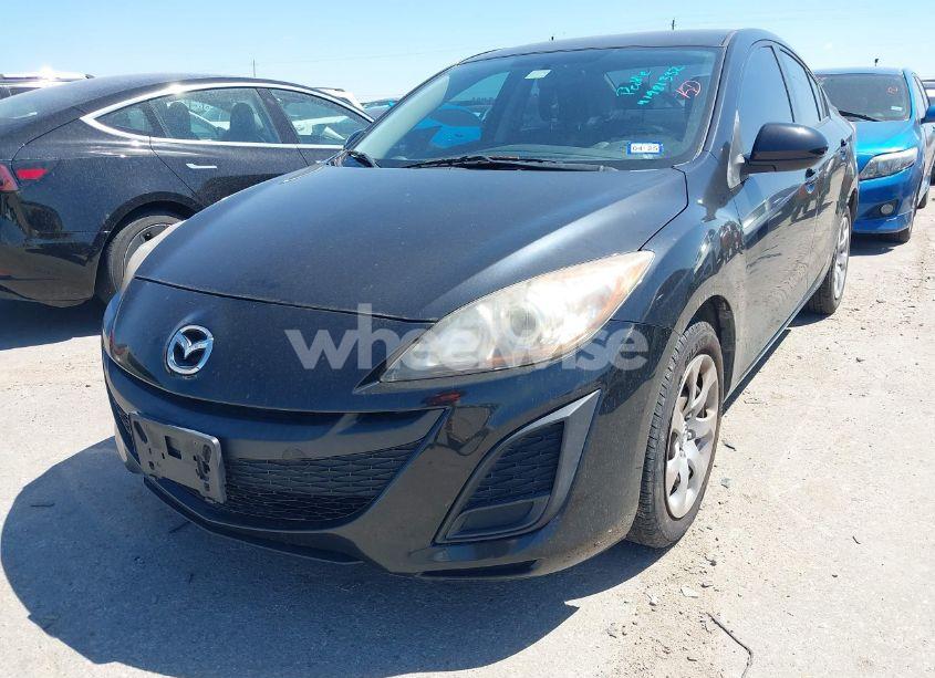Photo 2 of 2011 Mazda Mazda3 I SPORT (VIN JM1BL1UF1B1455344)