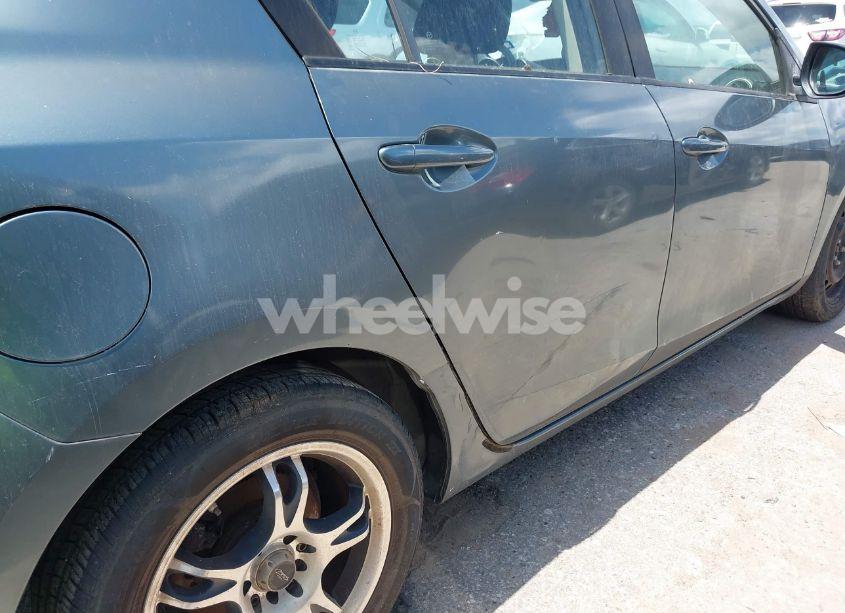 Photo 6 of 2012 Mazda Mazda3 I SPORT (VIN JM1BL1UF1C1579762)