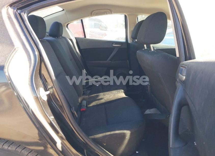 Photo 8 of 2012 Mazda Mazda3 I SPORT (VIN JM1BL1UF1C1653469)