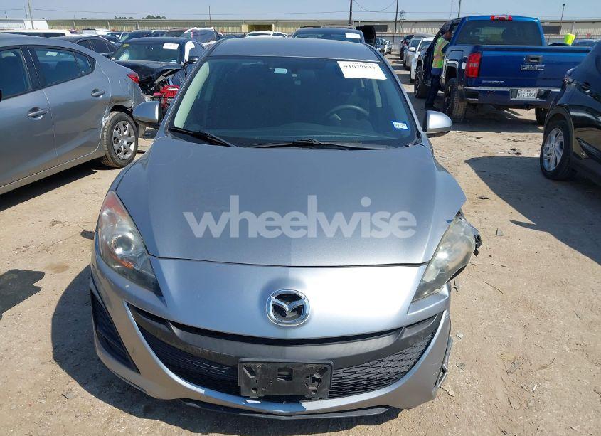 Photo 12 of 2011 Mazda Mazda3 I SPORT (VIN JM1BL1UF2B1460746)