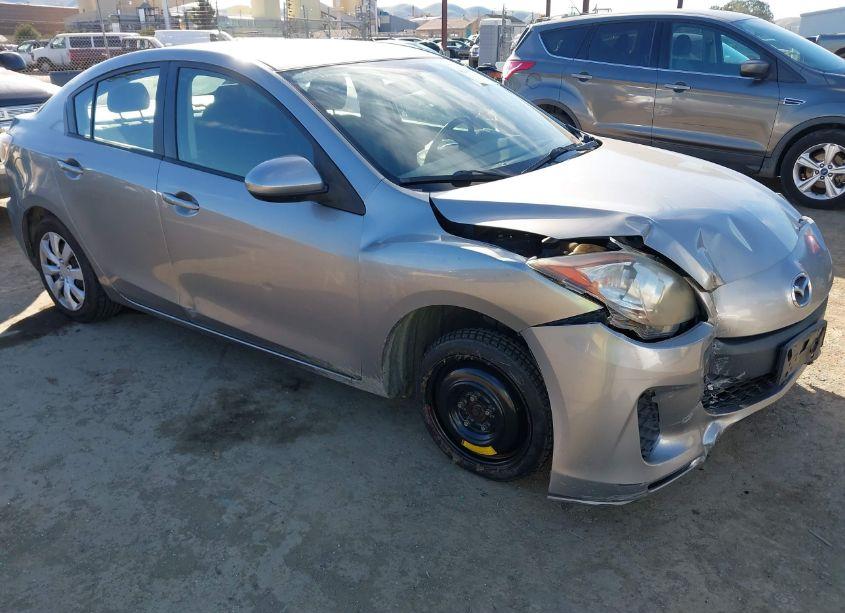 2012 Mazda Mazda3 I SPORT (VIN JM1BL1UF2C1523152) main photo