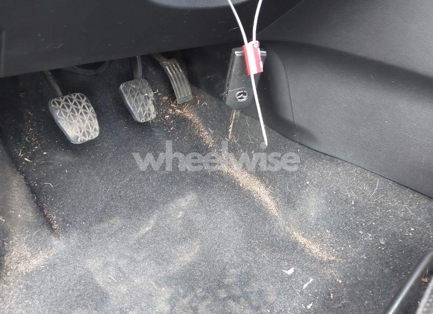 Photo 11 of 2012 Mazda Mazda3 I SPORT (VIN JM1BL1UF2C1631299)