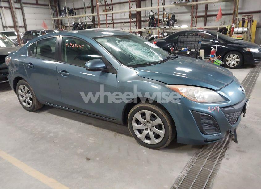 2011 Mazda Mazda3 I SPORT (VIN JM1BL1UF3B1901879) main photo