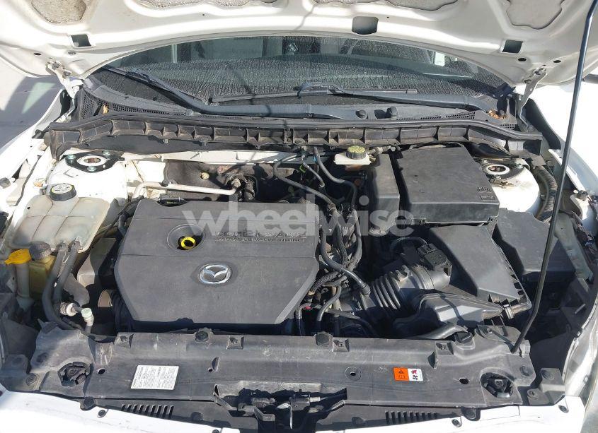 Photo 10 of 2011 Mazda Mazda3 I SPORT (VIN JM1BL1UF3B1903583)