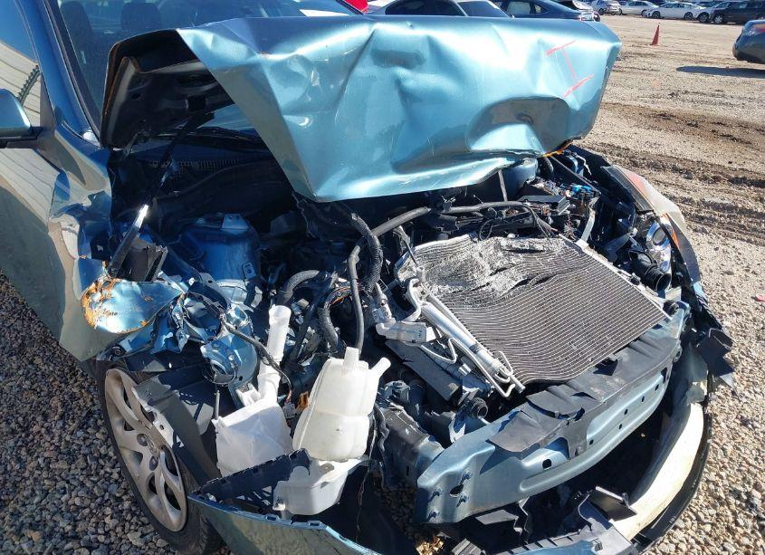 Photo 6 of 2011 Mazda Mazda3 I SPORT (VIN JM1BL1UF4B1366531)