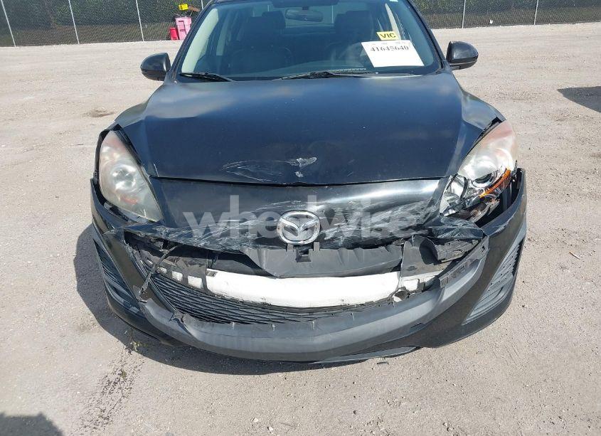 Photo 6 of 2011 Mazda Mazda3 I SPORT (VIN JM1BL1UF4B1481808)