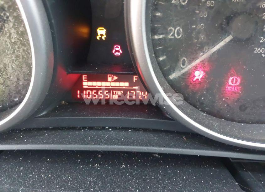 Photo 7 of 2011 Mazda Mazda3 I SPORT (VIN JM1BL1UF4B1481808)