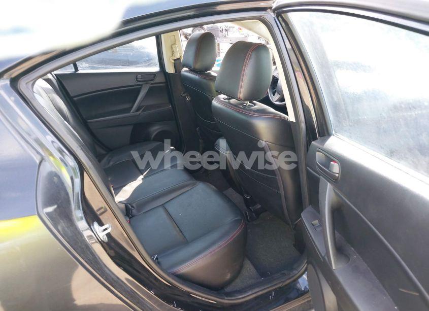 Photo 8 of 2011 Mazda Mazda3 I SPORT (VIN JM1BL1UF4B1481808)