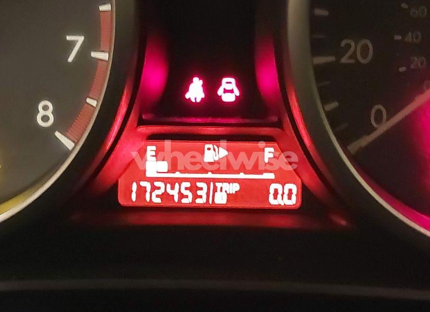 Photo 7 of 2011 Mazda Mazda3 I SPORT (VIN JM1BL1UF5B1380714)