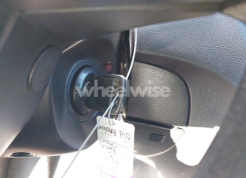 Photo 11 of 2011 Mazda Mazda3 I SPORT (VIN JM1BL1UF5B1430513)