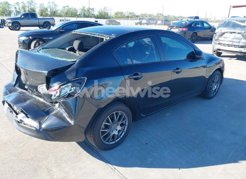 Photo 4 of 2011 Mazda Mazda3 I SPORT (VIN JM1BL1UF5B1430513)