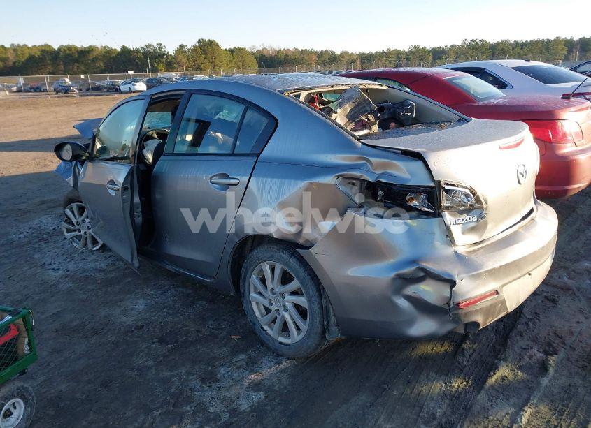 Photo 3 of 2012 Mazda Mazda3 I SPORT (VIN JM1BL1UF5C1514722)