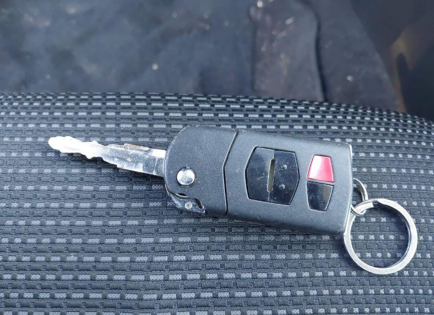 Photo 11 of 2012 Mazda Mazda3 I SPORT (VIN JM1BL1UF6C1526605)