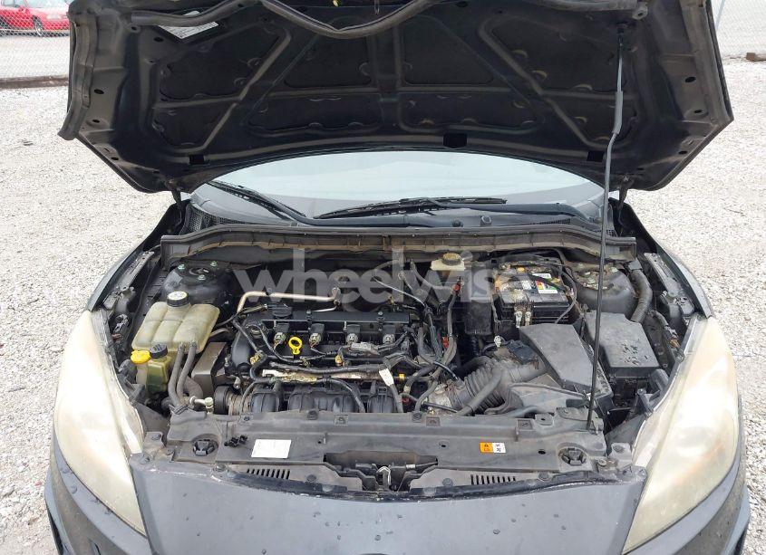 Photo 10 of 2011 Mazda Mazda3 I SPORT (VIN JM1BL1UF7B1448785)