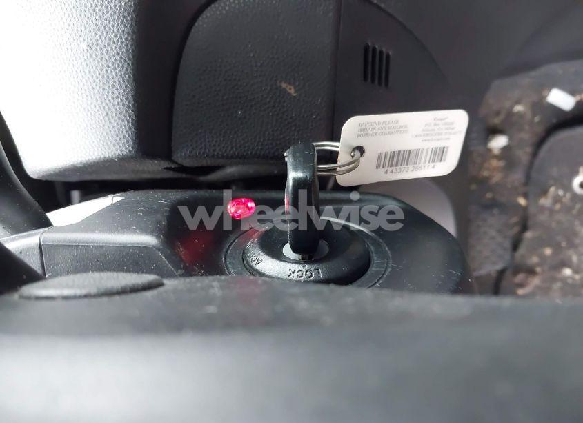 Photo 11 of 2011 Mazda Mazda3 I SPORT (VIN JM1BL1UF7B1448785)