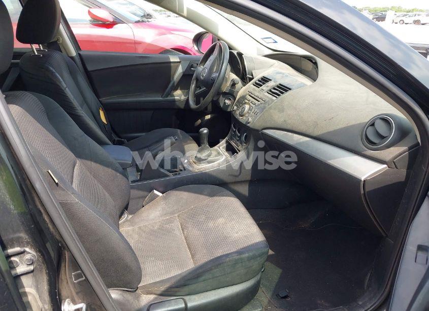 Photo 5 of 2012 Mazda Mazda3 I SPORT (VIN JM1BL1UF7C1527424)