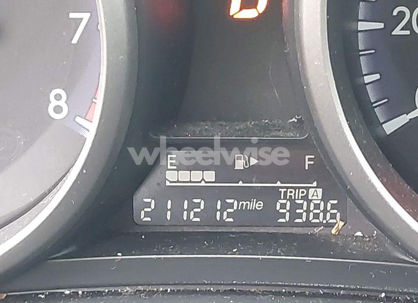 Photo 15 of 2012 Mazda Mazda3 I SPORT (VIN JM1BL1UF7C1557054)