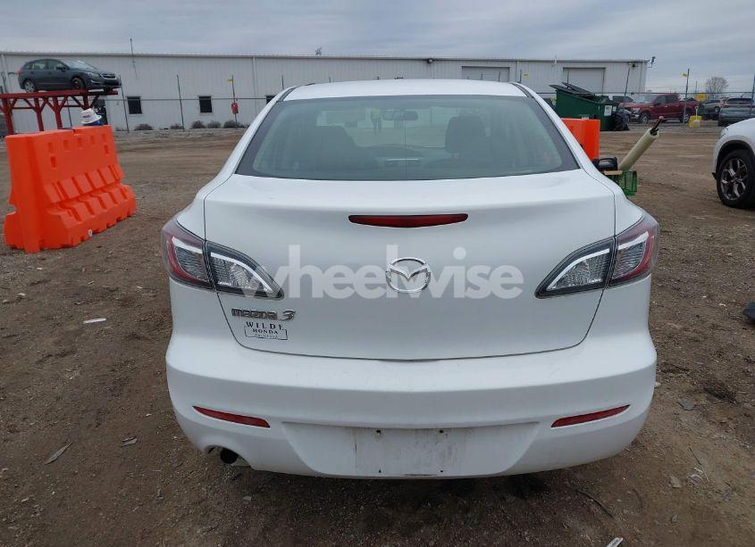 Photo 16 of 2012 Mazda Mazda3 I SPORT (VIN JM1BL1UF7C1557054)