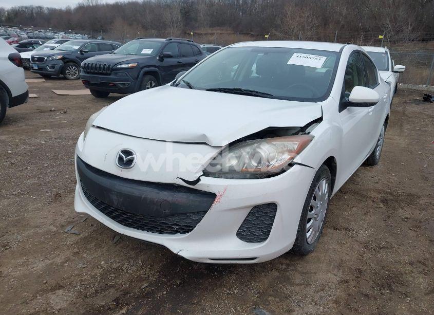 Photo 2 of 2012 Mazda Mazda3 I SPORT (VIN JM1BL1UF7C1557054)