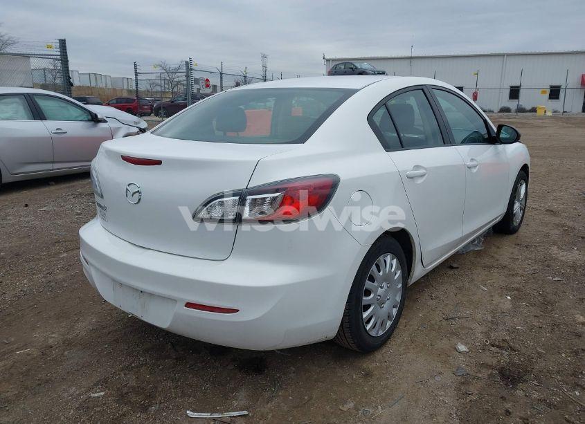 Photo 4 of 2012 Mazda Mazda3 I SPORT (VIN JM1BL1UF7C1557054)
