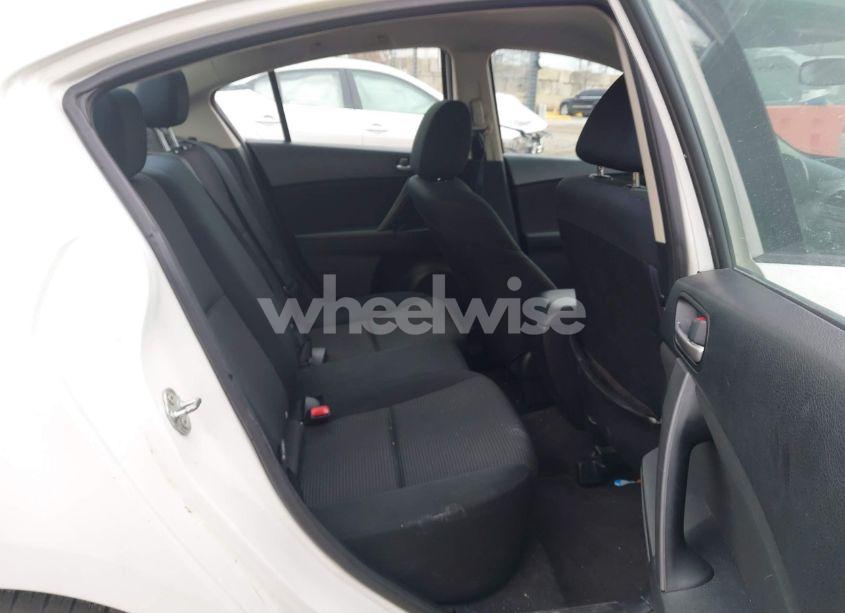 Photo 8 of 2012 Mazda Mazda3 I SPORT (VIN JM1BL1UF7C1557054)