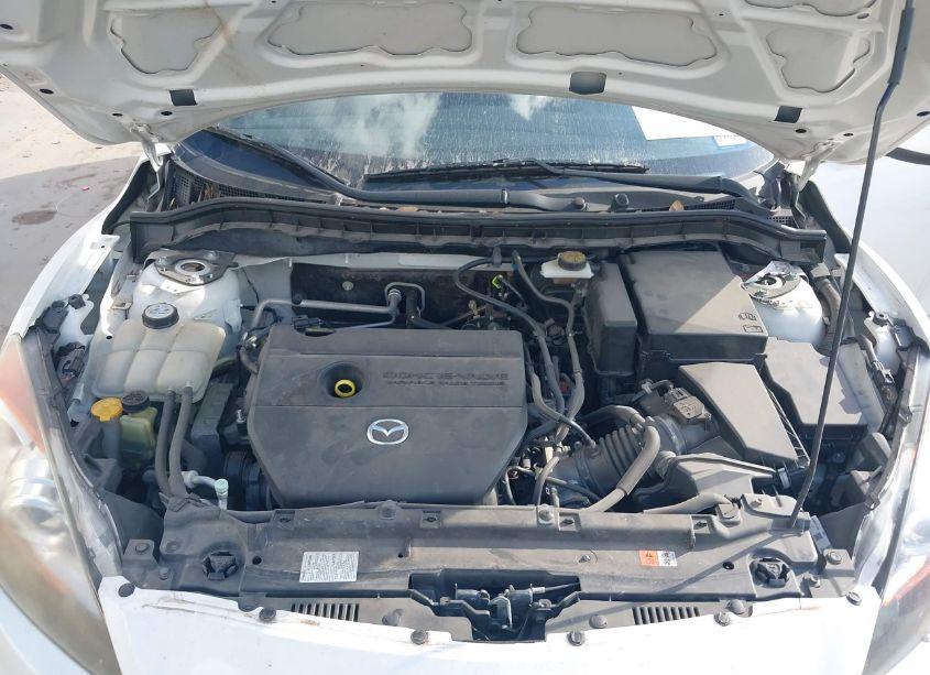 Photo 10 of 2011 Mazda Mazda3 I SPORT (VIN JM1BL1UF8B1373577)