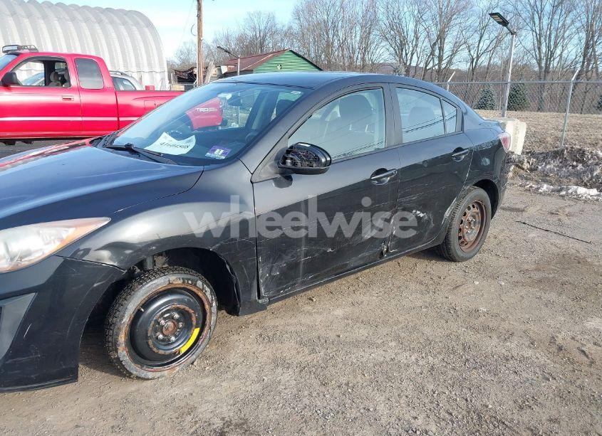 Photo 6 of 2011 Mazda Mazda3 I SPORT (VIN JM1BL1UF8B1436760)