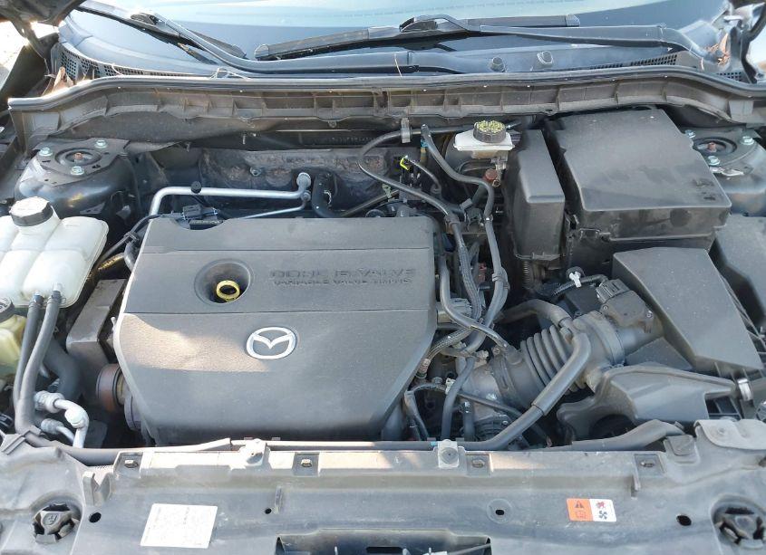 Photo 10 of 2011 Mazda Mazda3 I SPORT (VIN JM1BL1UF8B1461190)