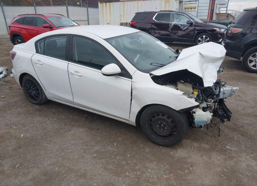 2011 Mazda Mazda3 I SPORT (VIN JM1BL1UF8B1471394) main photo