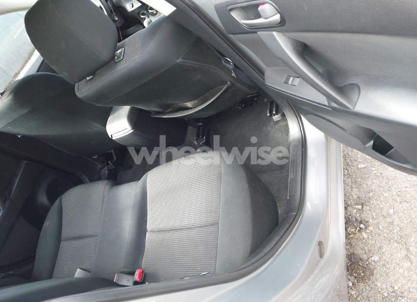 Photo 8 of 2012 Mazda Mazda3 I SPORT (VIN JM1BL1UF8C1554096)