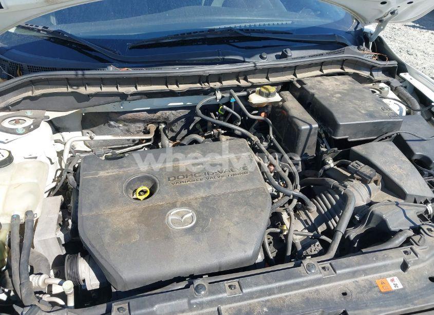 Photo 10 of 2011 Mazda Mazda3 I SPORT (VIN JM1BL1UF9B1417411)