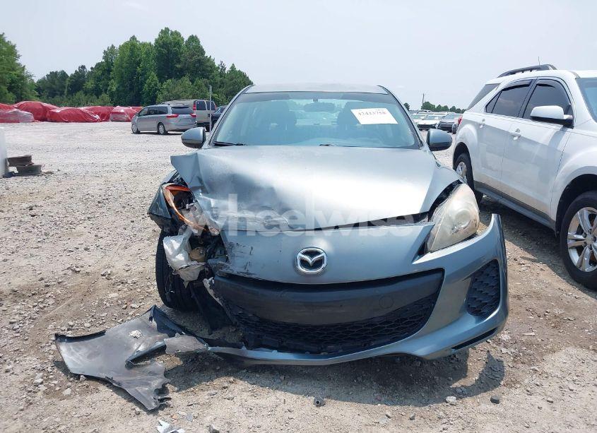 Photo 12 of 2012 Mazda Mazda3 I SPORT (VIN JM1BL1UF9C1523634)