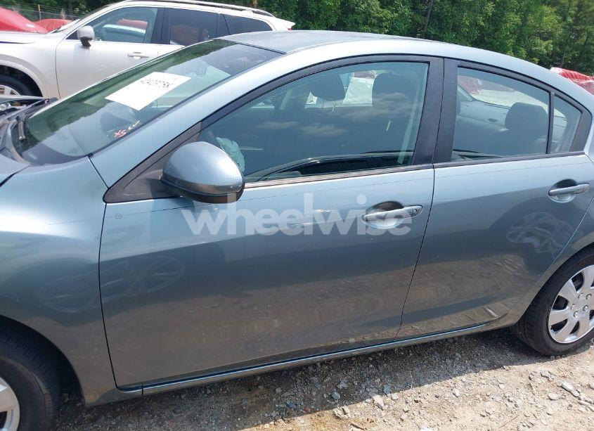 Photo 14 of 2012 Mazda Mazda3 I SPORT (VIN JM1BL1UF9C1523634)