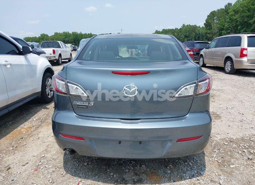 Photo 16 of 2012 Mazda Mazda3 I SPORT (VIN JM1BL1UF9C1523634)