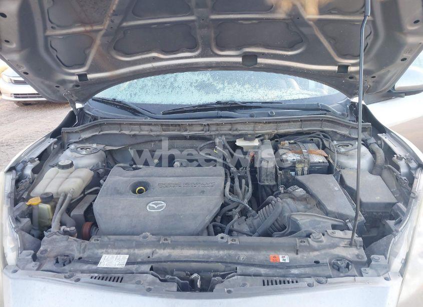 Photo 10 of 2011 Mazda Mazda3 I SPORT (VIN JM1BL1UFXB1415540)