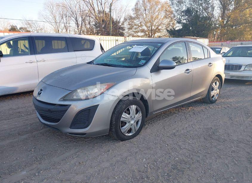 Photo 2 of 2011 Mazda Mazda3 I SPORT (VIN JM1BL1UFXB1415540)