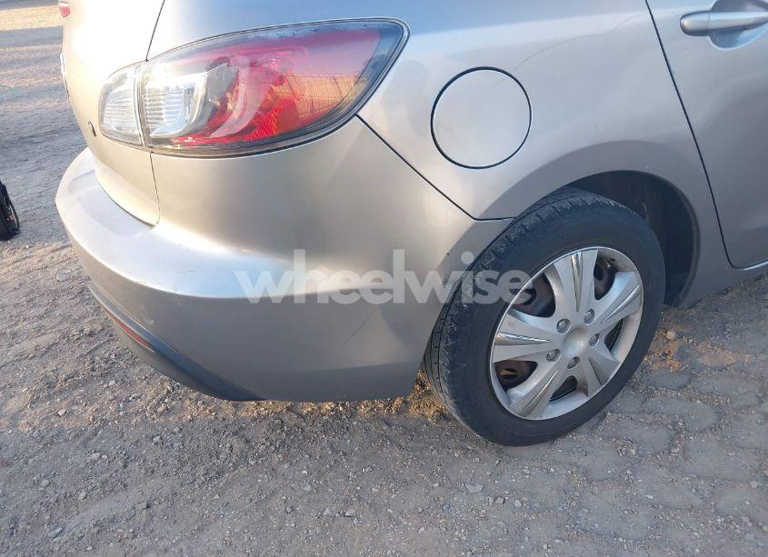 Photo 6 of 2011 Mazda Mazda3 I SPORT (VIN JM1BL1UFXB1415540)