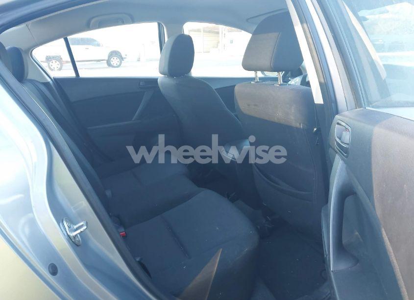 Photo 8 of 2011 Mazda Mazda3 I SPORT (VIN JM1BL1UFXB1415540)